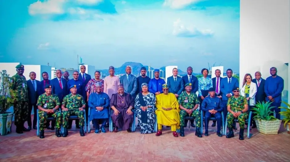 L'Ambassadeur à la rencontre du CPS de l'UA et du Ministre nigérian de la Défense