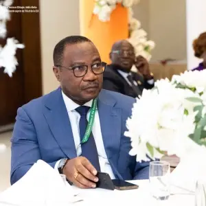 08_portrait_officiel_bleu