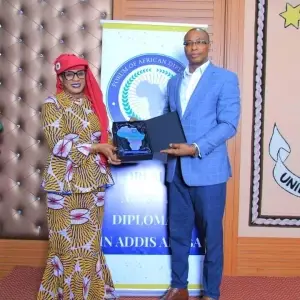 PHOTO-2025-11-07-19-37-11