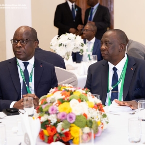 02_officiels_table